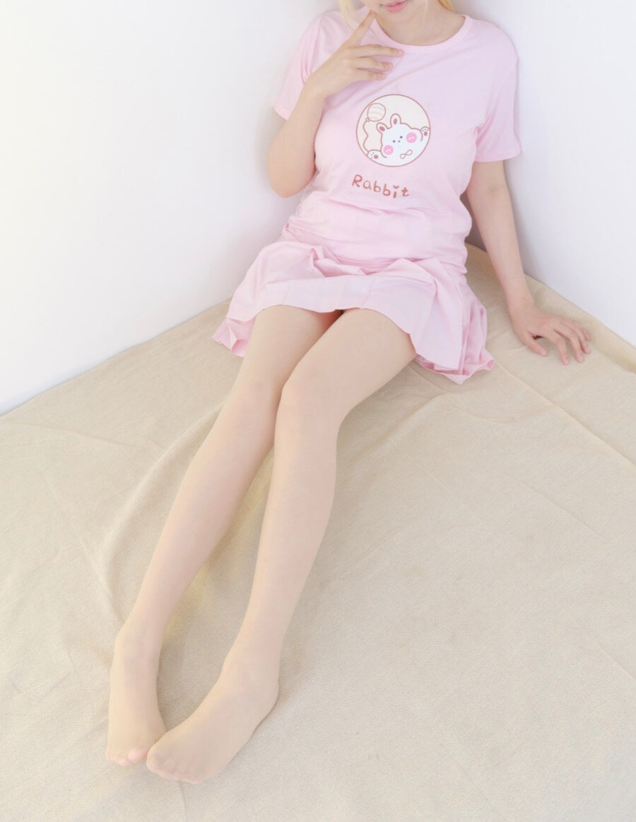 森萝财团 露露子 肉丝粉裙制服写真合集大全资源下载 森萝财团 露露子 肉丝粉裙制服写真合集大全资源下载