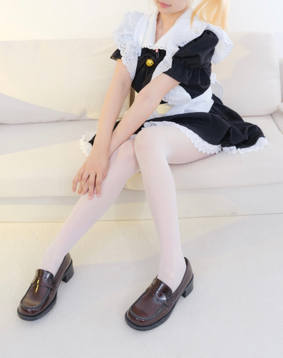 森萝财团 露露子 肉丝粉裙制服写真合集大全资源下载