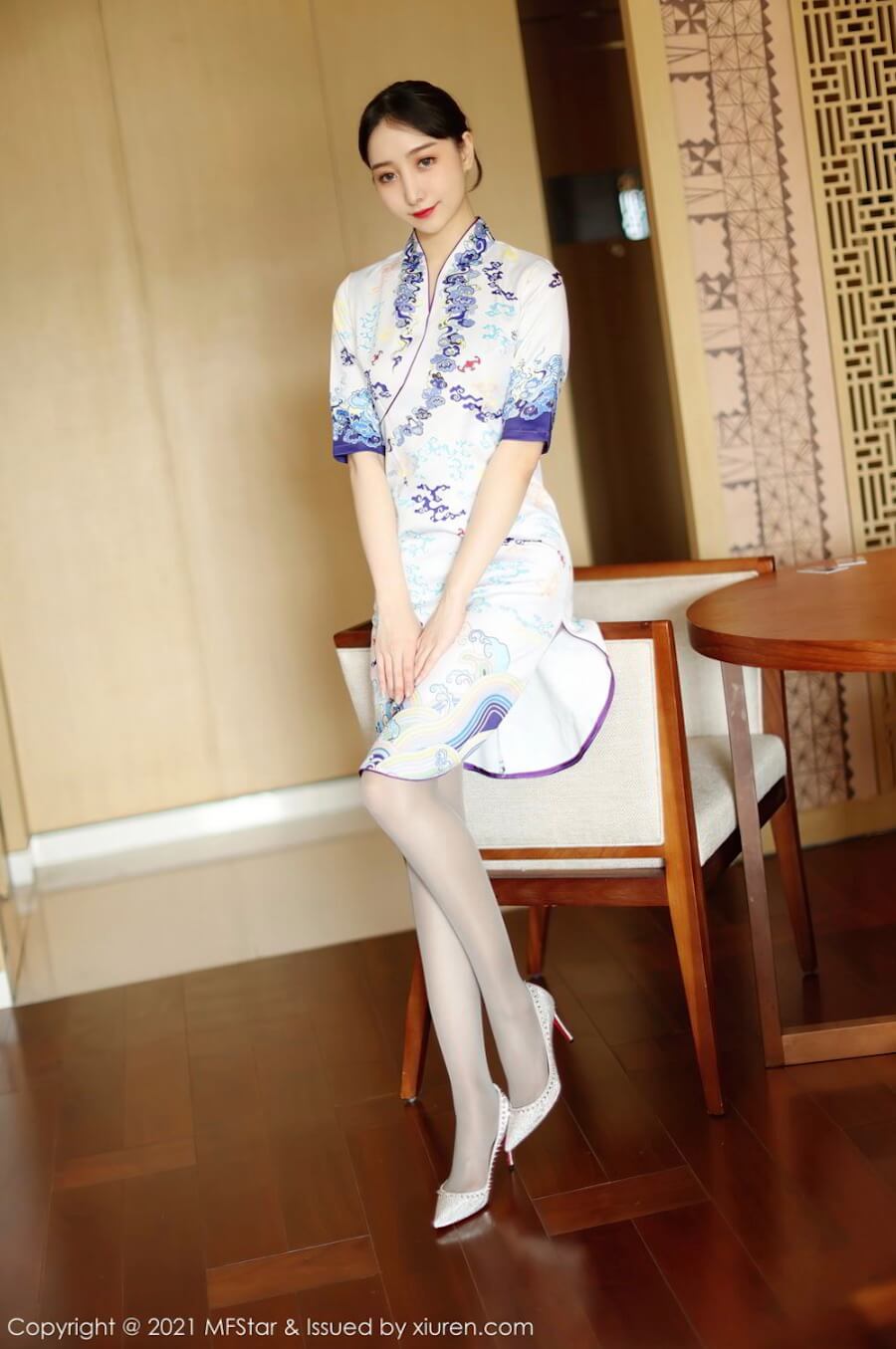 秀人网 水水er 蓝色空姐制服写真合集大全资源下载[16套][持续更新]